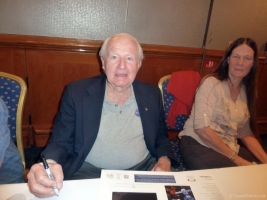 vance_brand_signing_autographs_2