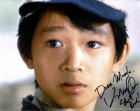 ke-huy-quan-autograph.jpg