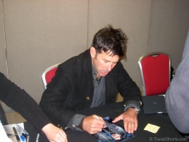 Joe Flanigan Signing Autographs