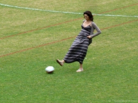 julie-caitlin-brown-playing-football-01