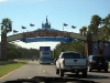 entering-disneyworld-02.jpg