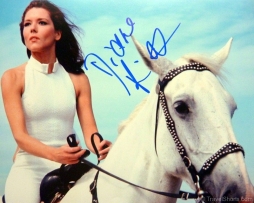 diana-rigg-autograph