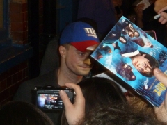 daniel-radcliffe-signing-autographs-after-the-cripple-of-inishmaan-02-friday