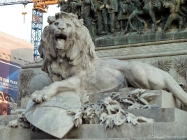 milan-16-vittorio-emanuele-ii-statue-in-piazza-del-duomo