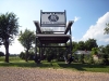 worlds-largest-rocking-chair-03.jpg